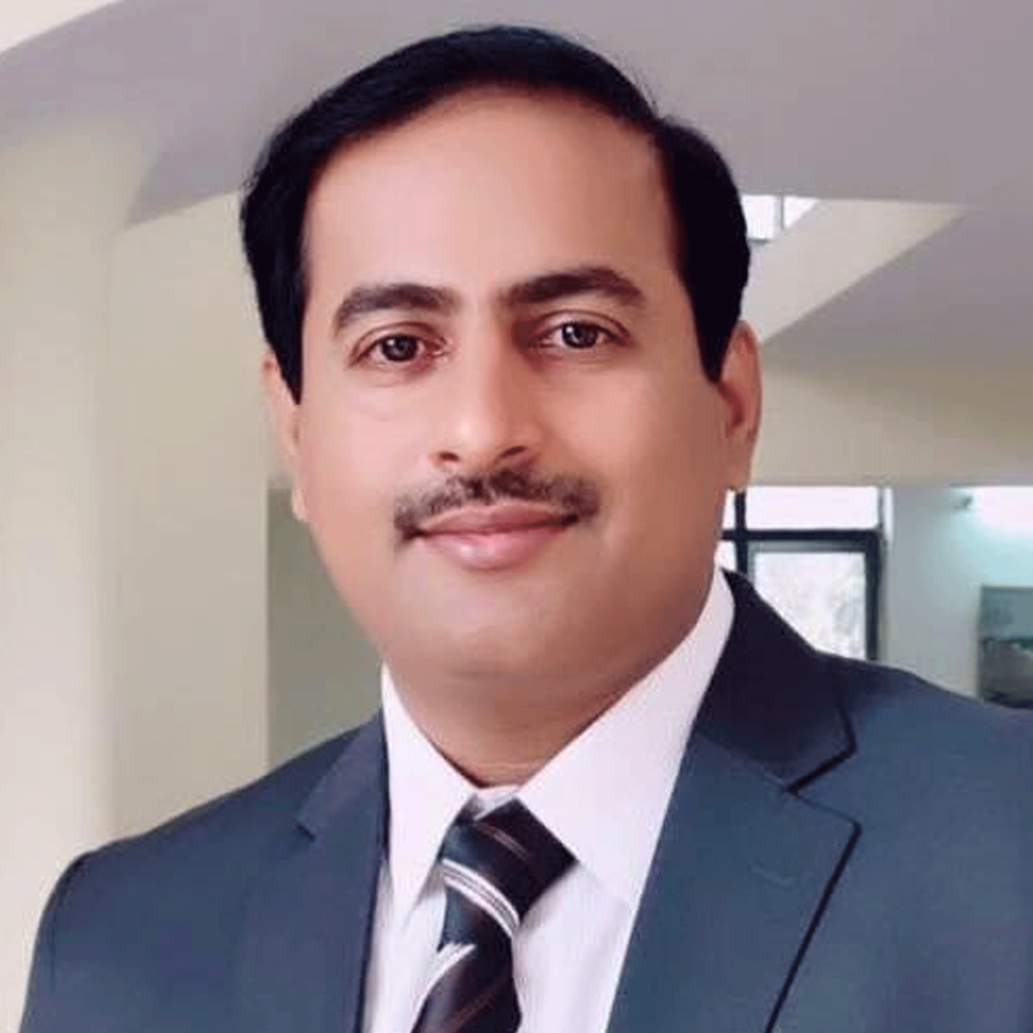Dr. Kashif Umer